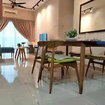 Oug Signature 3Br 6Pax Old Klang Road